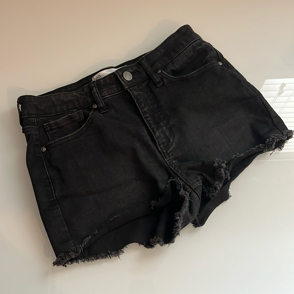 Black Mid Rise Shorts